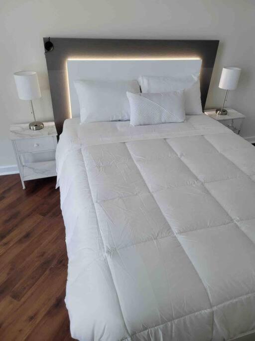 Luxury Apt 3 Mins To Dt Tampa -Pool-Gym-Balcony Εξωτερικό φωτογραφία